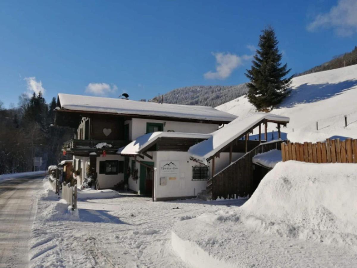 Apartment In Dienten With Mountain Views ดีนเทน อัม โฮคเคอนิก ภายนอก รูปภาพ